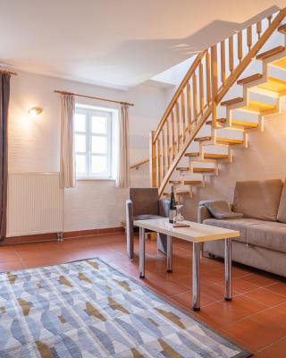 Feriendorf Rugana - Budget Appartement mit 2 Schlafzimmern und Terrasse A26