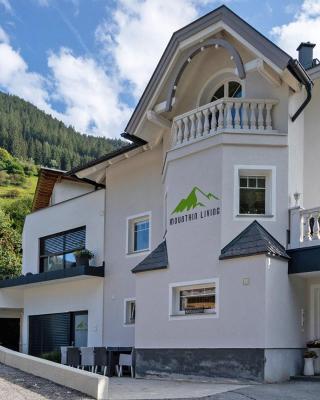 Mountain Living Ski-in & Ski out Silvretta Sommer Card Including
