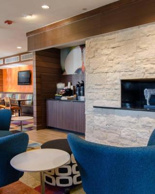 Fairfield Inn and Suites by Marriott Potomac Mills Woodbridge