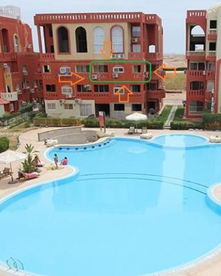 2 Bedroom Apartment with pool view