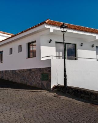 La Palma Hostel by Pension Central