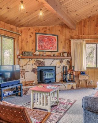 Serene Groveland Cabin Rental Near Yosemite!