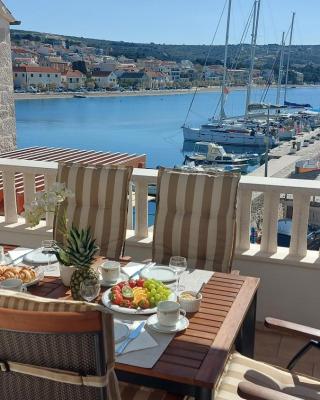 Luxury Penthouse Roberta