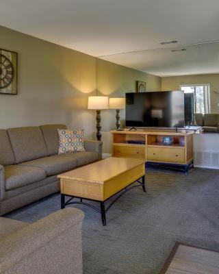2 Mi to Coachella and Stagecoach Condo with Pool