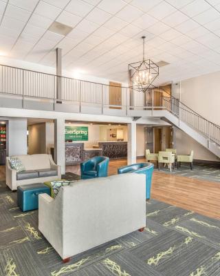 EverSpring Inn and Suites