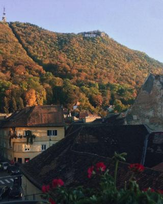 Vista Studio Brasov in the Heart of the Old City Center