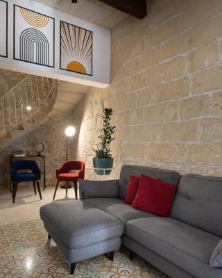 Authentic Maltese 2-bedroom House with Terrace