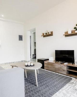 KNL luxury apartment by homebrain