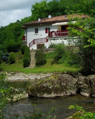 Maison de charme Nature et Rivière au pays basque