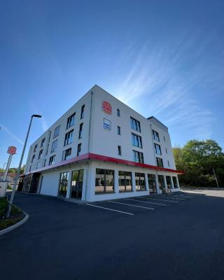 Smart & Stay Aparthotel Saarbrücken Süd - Self-Check-In - Free Parking