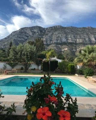 Casa Raíces del Montgo