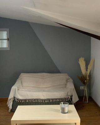 Duplex à Monteux centre, 5 couchages distincts, LOCAL VELOS