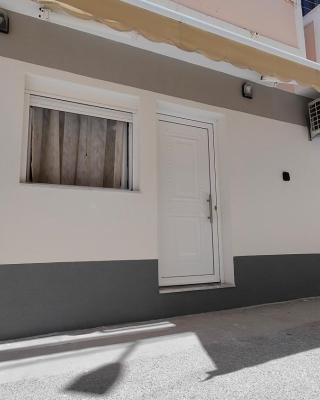 Central Excellence Apartment