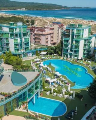 Apartment Paradise Delux in Primorsko Del Sol