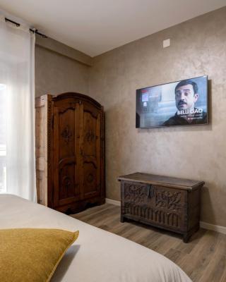 LA LUPA Apartment - In the heart of Aosta with car Box