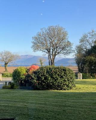 Loch Lein Country House