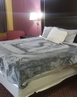 Hotel 2 Queen Beds Hotel Room 208 Wi-Fi Room Booking