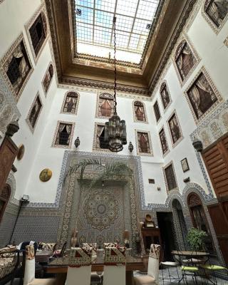 Riad Le Patio De Fes