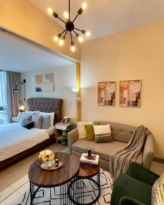 Angeliz Suites One Uptown Residence 1BR, Fast Wifi, FREE Swimming & in Front of UPTOWN Shopping Mall BGC, Airport Shuttle Available