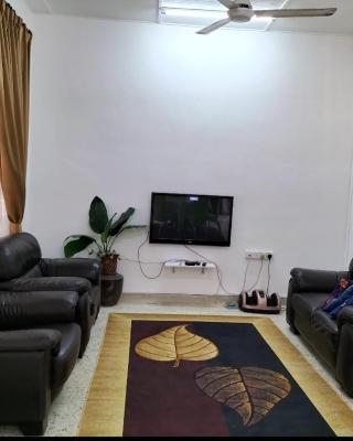 Che Na Homestay Pontian