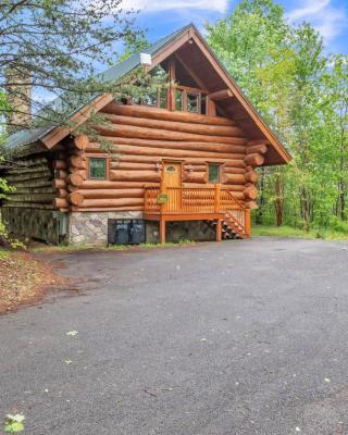 Royal Views - Private Mountain Top Cabin cabin