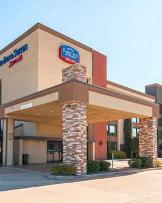 Fairfield Inn & Suites by Marriott Dallas DFW Airport South/Irving