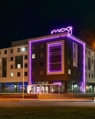 Moxy Edinburgh Airport