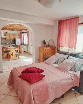 Casa Pepolina, zona tranquilla, piano terra con parcheggio