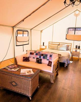 Silver Spur Homestead Luxury Glamping - The Cowboy