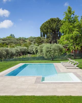 Villa Chiara APT 1- Appartamento in villa con piscina