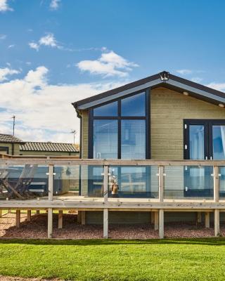 Sauchope Links Holiday Lodge and Glamping Park
