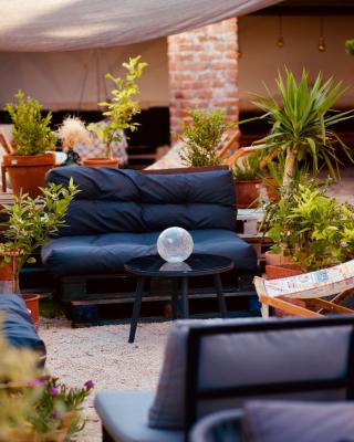 Backpackers Home