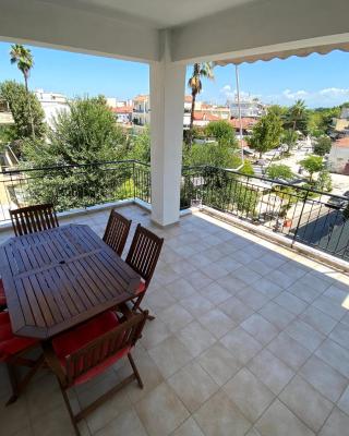 Sunny Apartment Amaliada