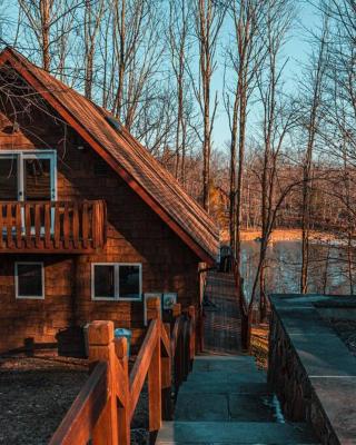 Lovely Liberty Chalet On the Waterfront