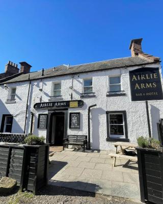 Airlie Arms Hotel