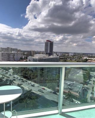 Miami Hollywood Two Bedroom Penthouse With Intracoastal View 005-22bvic