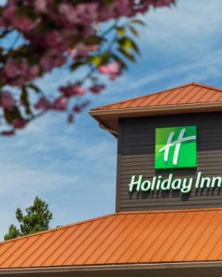 Holiday Inn Victoria - Elk Lake, an IHG Hotel