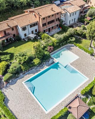 GARDA HOUSE- Pool-Terrace-Nature-Free Parking