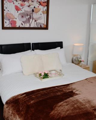 29EW Dreams Unlimited Serviced Accommodation- Staines - Heathrow