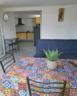 Logement Campagne Coquelicots Plaisance