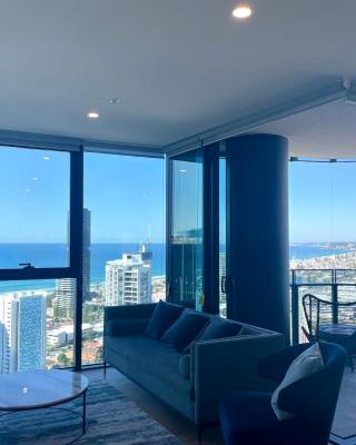 Luxury 2 bedrm apartment in Broadbeach- Be a Star in Tower One of the casino 2 bedroom apartment 334F