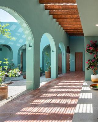 HOLT Balcones Guesthouse - Two Double Beds Room