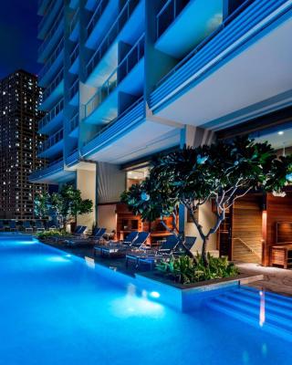 The Ritz-Carlton Residences, Waikiki Beach Hotel