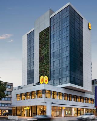 Super 8 by Wyndham Koblenz