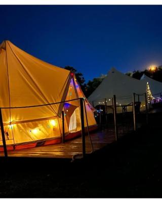 Grădina Magică a Lavandei Glamping