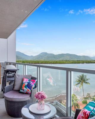 2BR Stylish Getaway @ Harbour Lights Cairns