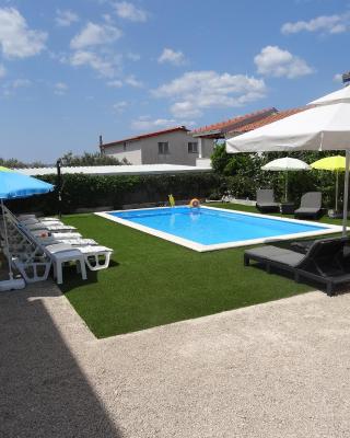 Modern island apartment with pool 80 meters from the sea A