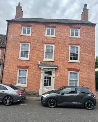 Swan House - 5 x Executive Apartments - Central Bawtry