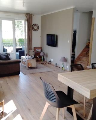 Spacious and cosy 80 m house located in Séné