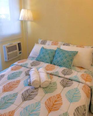 Affordable Azure Staycation w/ 2 Bedroom near NAIA